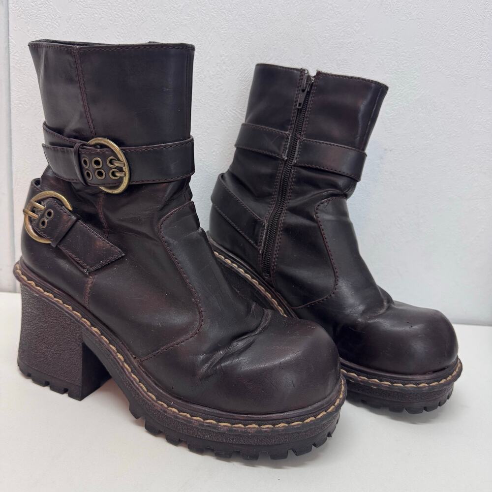 VTG Y2K 90's Route 66 Brown Chunky Round Toe Platform Boots Rock Grunge size 8.5